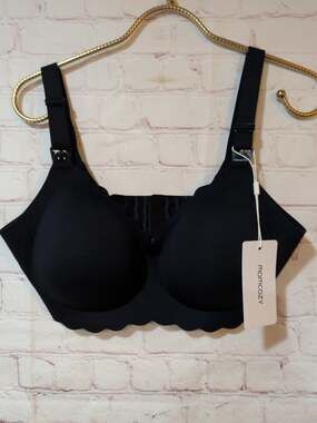 NWT momcozy Nursing Bra Breastfeeding Seamless Pregnancy Maternity Bra Wireless